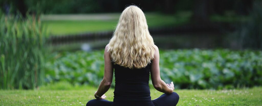 meditasyon-mindfulness-nedir-blog-gorseli
